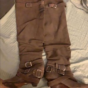 Naughty monkey wedge heel boots